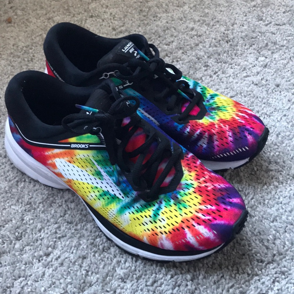 Brooks Launch 5 tie dye